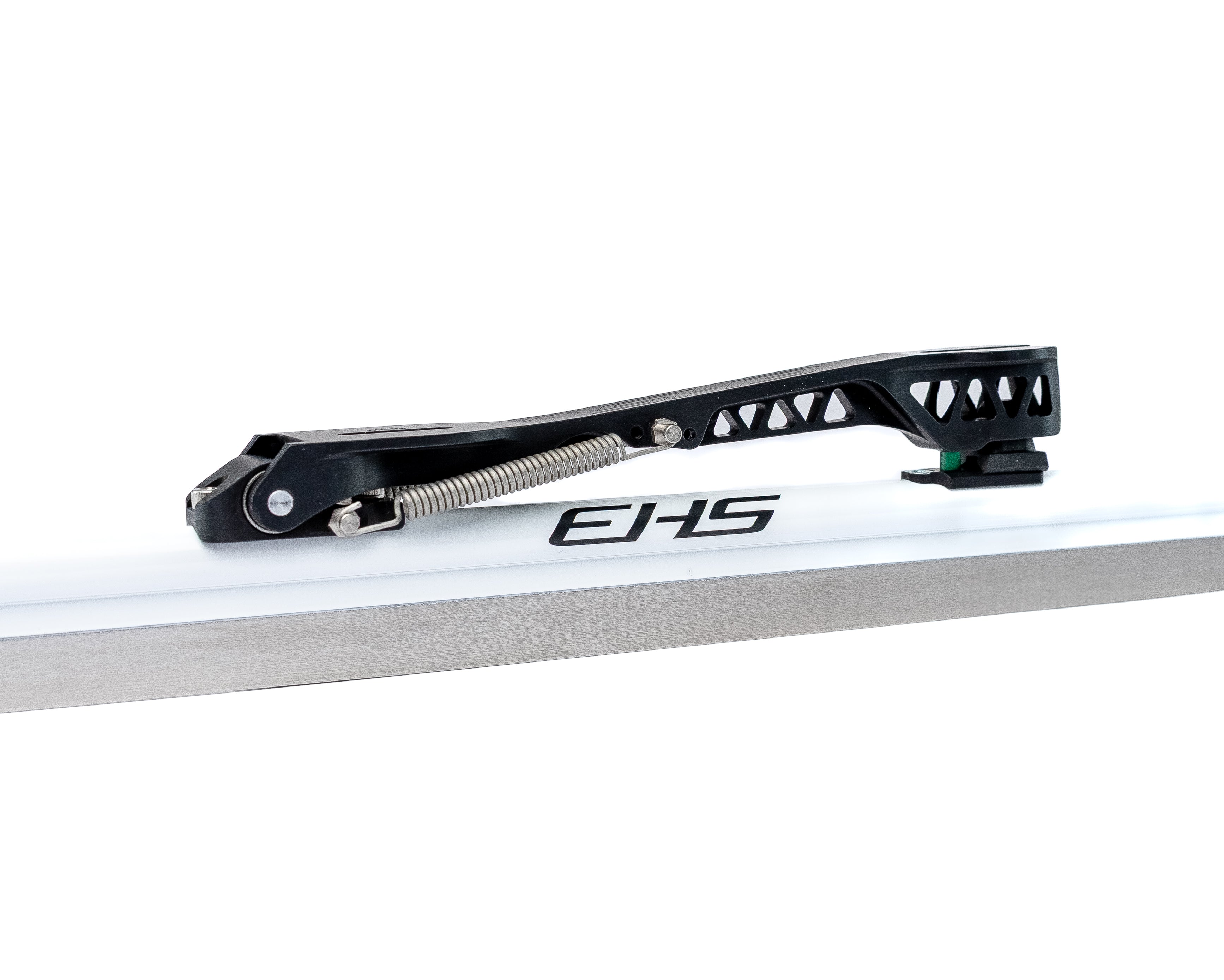 Alba long track clap blade, close-up of the clap hinge, spring and white EHS tube