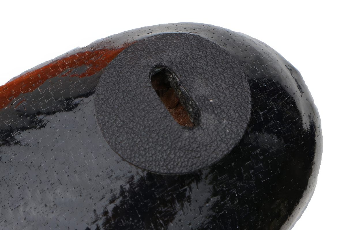 EHS StayBent Radon long track speed skate boot, close-up of the glossy carbon sole and its slotted leather pad