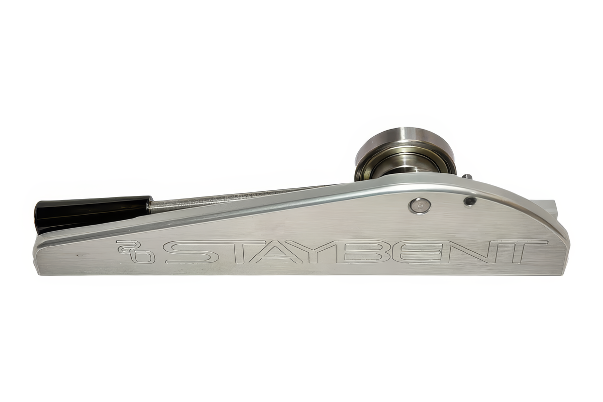 Cintreuse StayBent PRO pour acier longue piste, autre côté avec le logo StayBent gravé