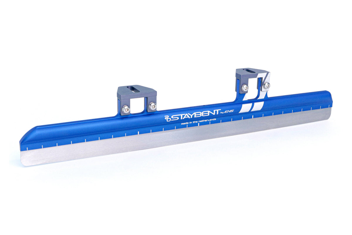 Quantum short track blade, blue tube, two cups, three-quarter studio view