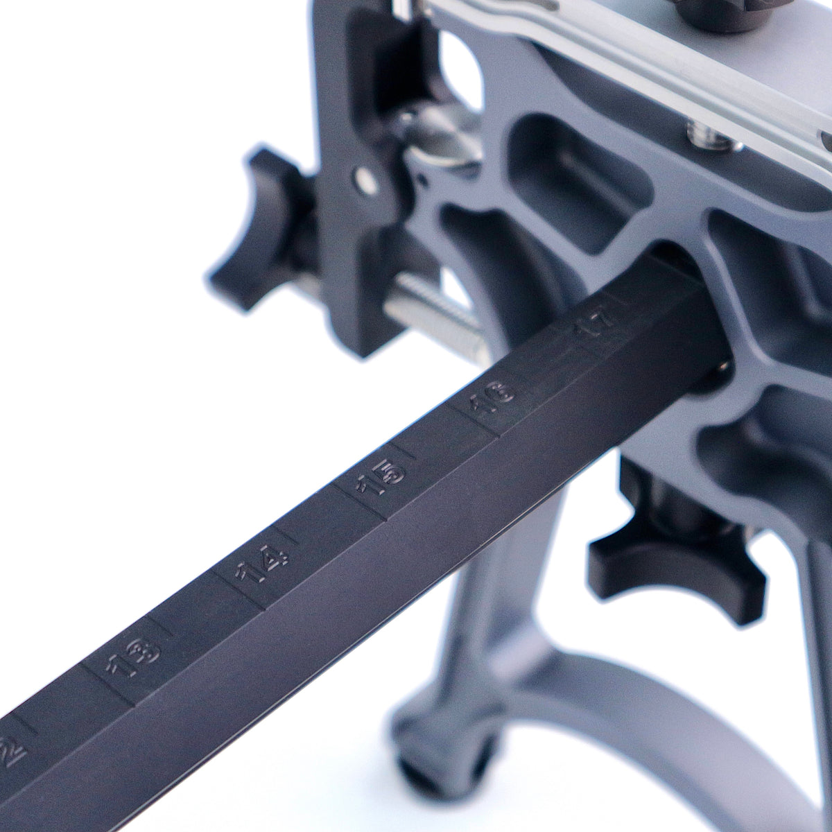 StayBent PRO sharpening jig, hex bar with machined length graduations 13 to 17